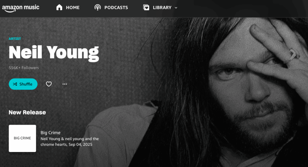 Neil Young planeja retirar sua música da Amazon enquanto critica Jeff Bezos por apoiar Trump